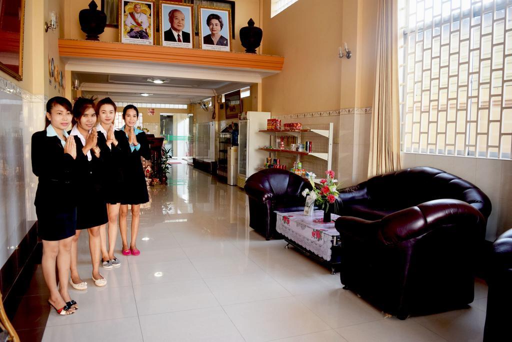 Reaksmey Battambang Hotel ภายนอก รูปภาพ